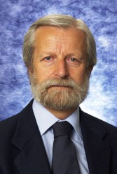 dr. Angelo Vicari Dirigente della Polizia di Stato a.r. dr. Angelo Vicari Dirigente della Polizia di Stato a.r.