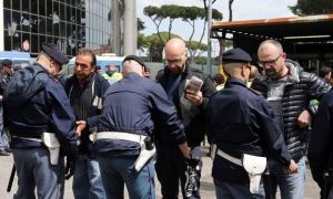 Controlli Polizia allo Stadio