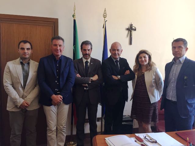 Nella foto da sinistra: Celestino, Turicchi, Guerrisi, il Direttore dr. Montini, la dott.ssa Priaro e Cerrone