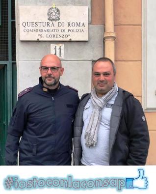 Commissariato di P.S. San Lorenzo - ROMA Da sinistra il neo Segretario Locale Bramante con il Segretario Provinciale Castelli