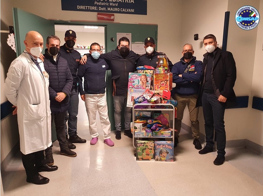 Befana 2022: la CONSAP dona Calze e Giocattoli ai bambini del San Camillo - ROMA