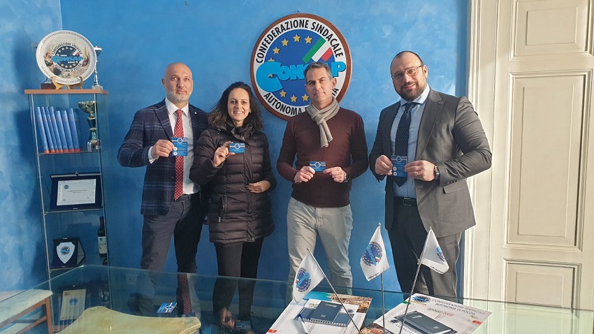 Presentazione tessera adesione sindacato di Polizia CONSAP 2023 