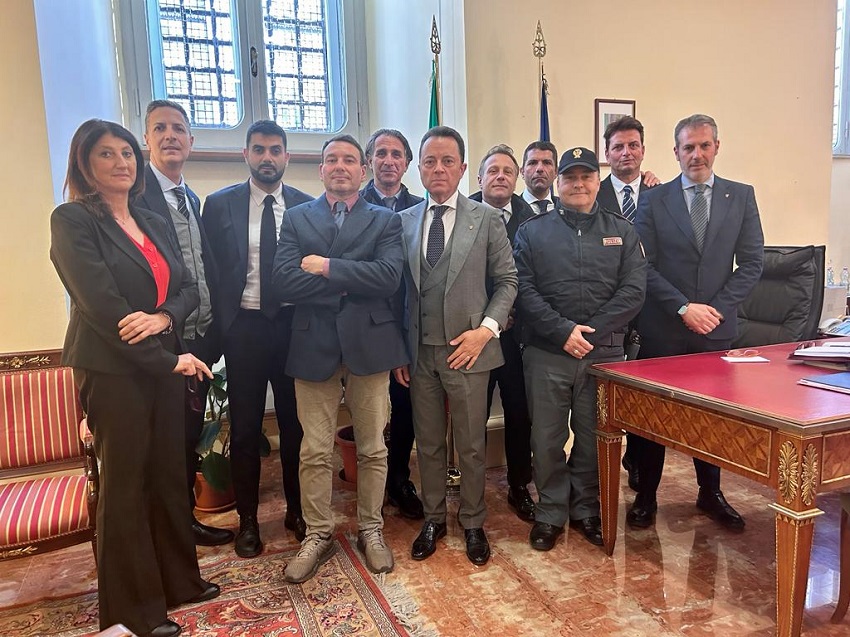 INCONTRO CONSAP - DIRETTORE ISPETTORATO DI P.S. PALAZZO CHIGI DR GIOVANNI BUSACCA